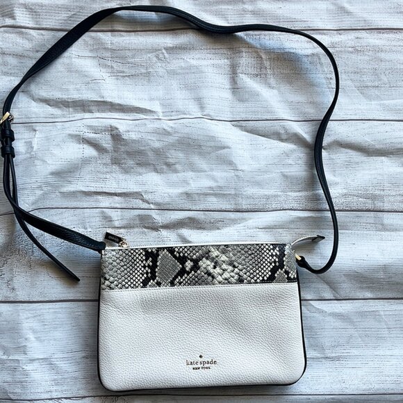 KATE SPADE Leila Mixed Material Triple Gusset Crossbody in Parchment NWOT - Picture 5 of 8